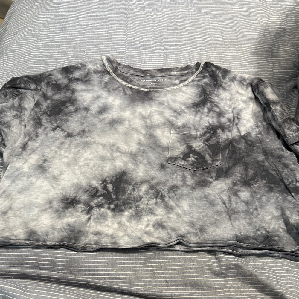 American Eagle Outfitters Black and Gray Tie-Dye Crop Top